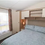Rhodes Retreat, District