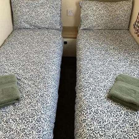 Rhodes Retreat, District *